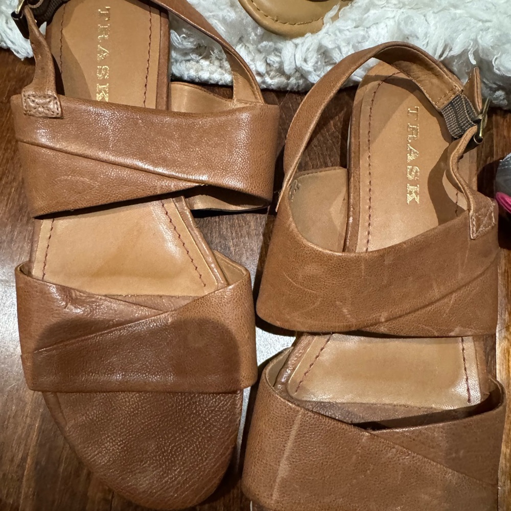 Trask Women's Tan Leather Sandals